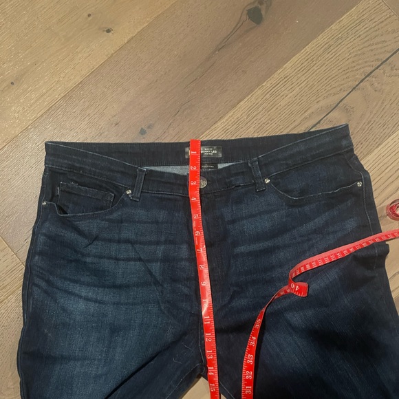 Lee 18L women’s jeans slim fit sculpting midrise skinny leg measurements in pics - Picture 10 of 11